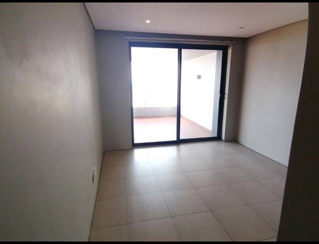 3 BEDROOM APARTMENT TO LET IN POINT WATERFRONT